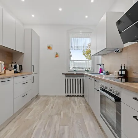 Happyplace - Grosszuegige Im Zentrum Апартаменты *